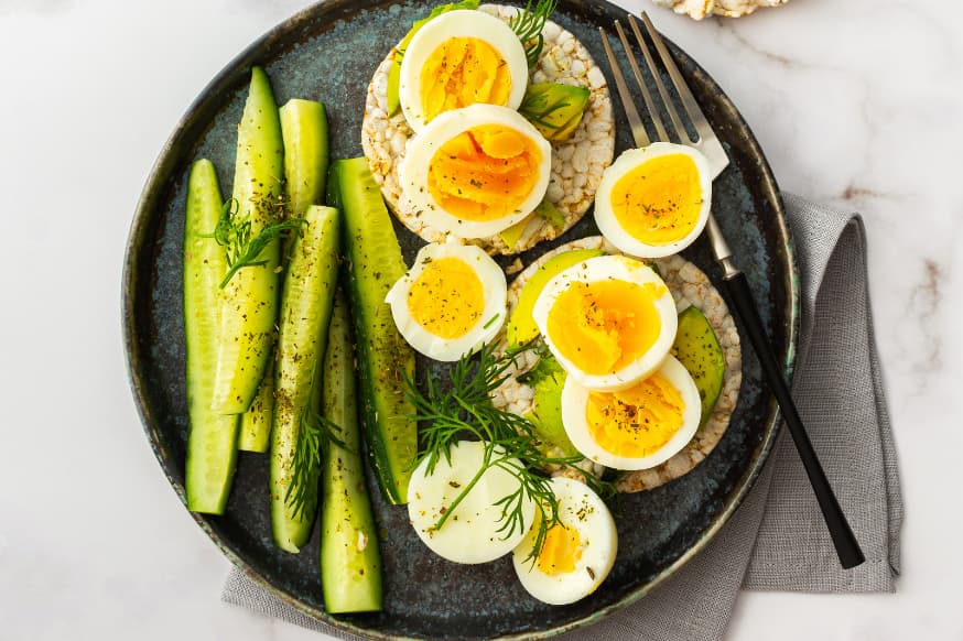 Boiled eggs with veggies for a healthy weight loss snack