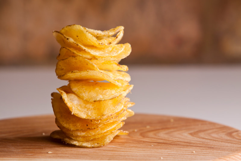 Processed potato crisps
